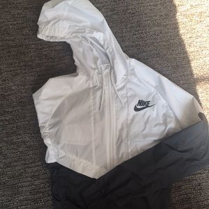 Nike windbreaker